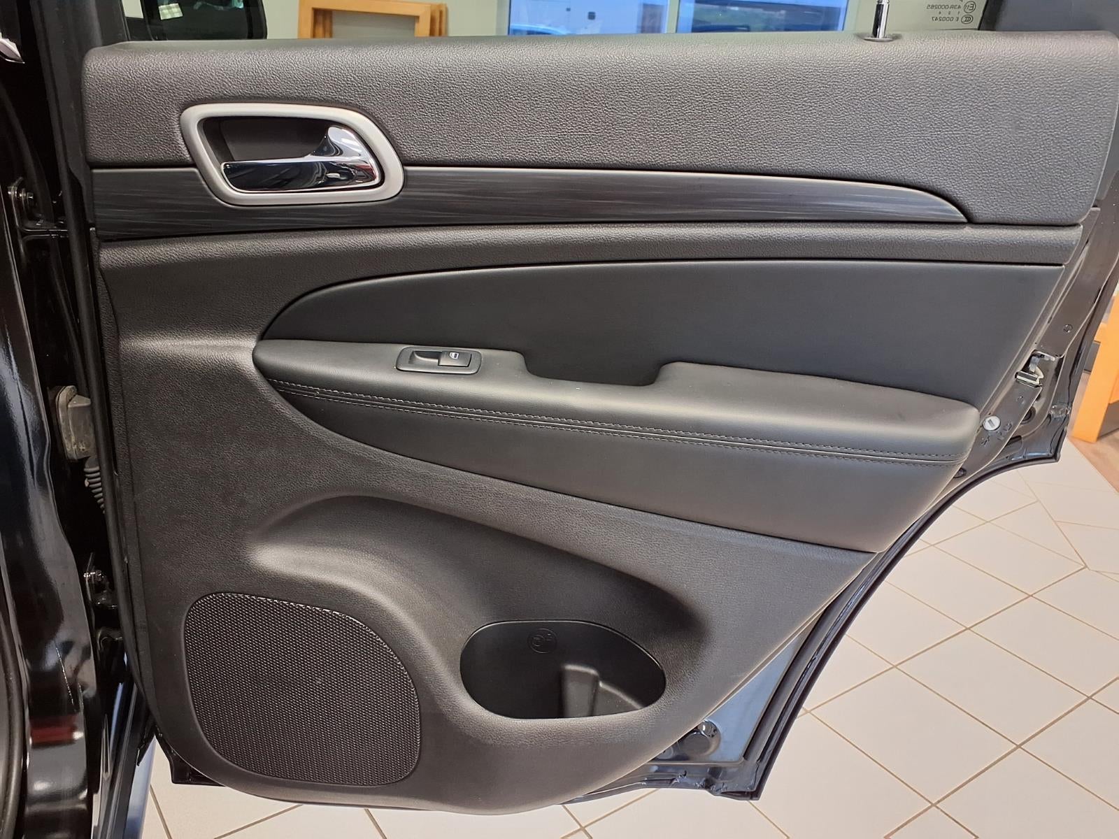 2019 Jeep Grand Cherokee Laredo E