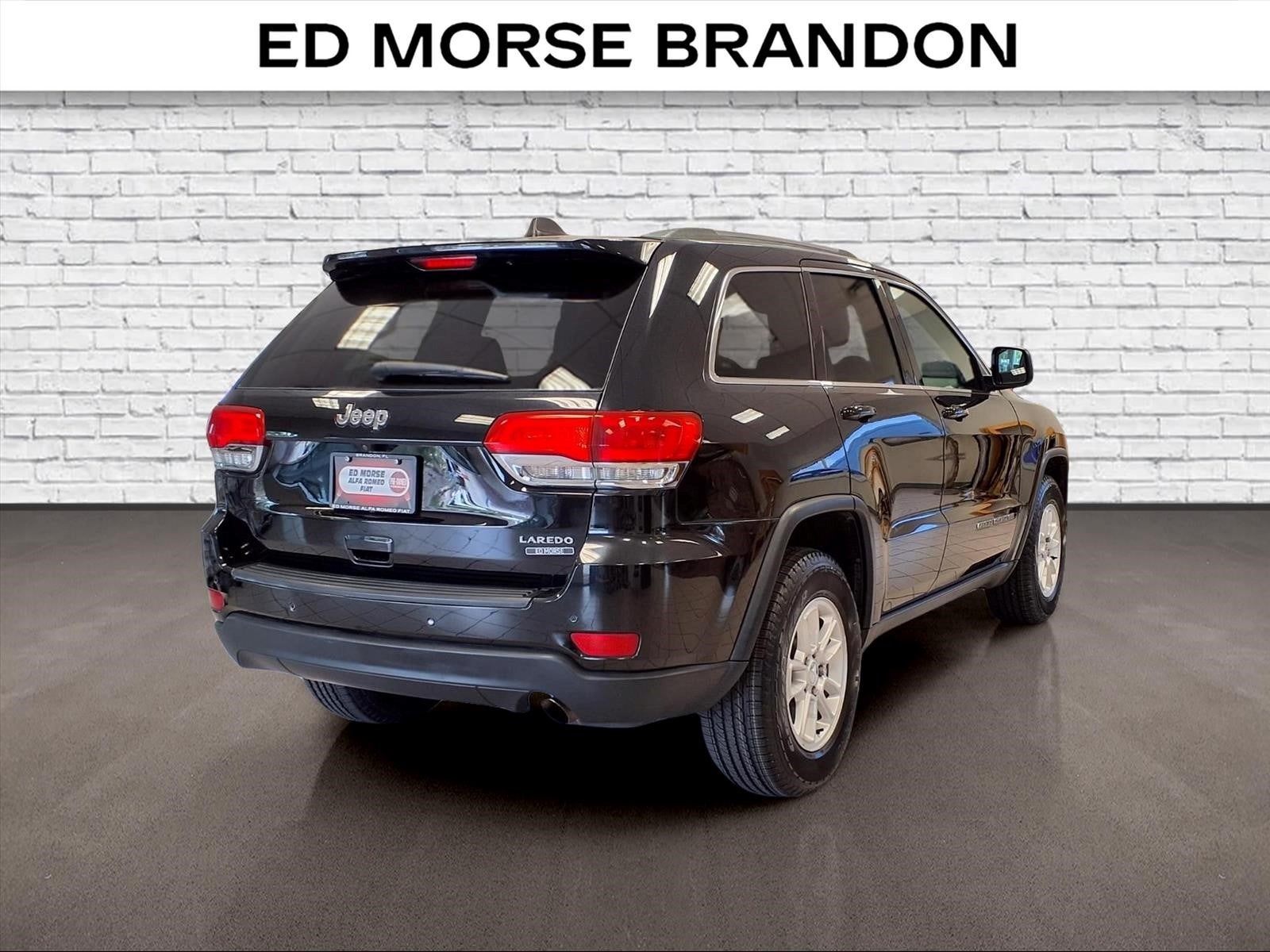 2019 Jeep Grand Cherokee Laredo E