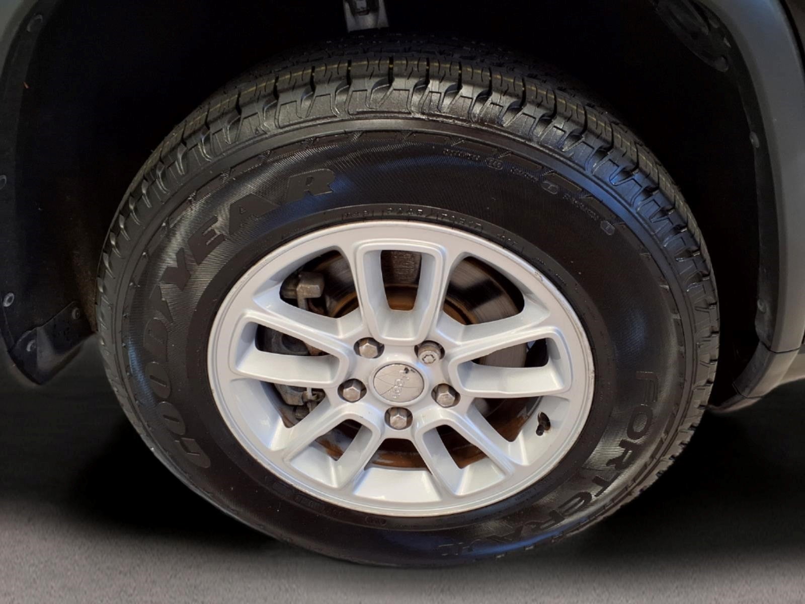 2019 Jeep Grand Cherokee Laredo E