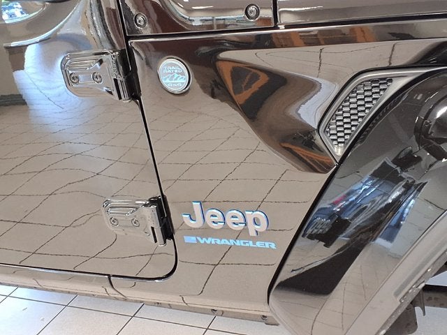2025 Jeep Wrangler Sahara 4xe