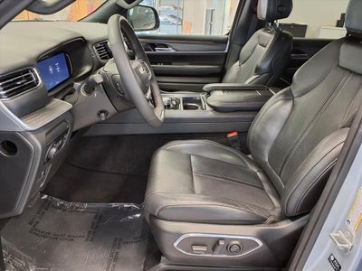 2023 Jeep Wagoneer Series III