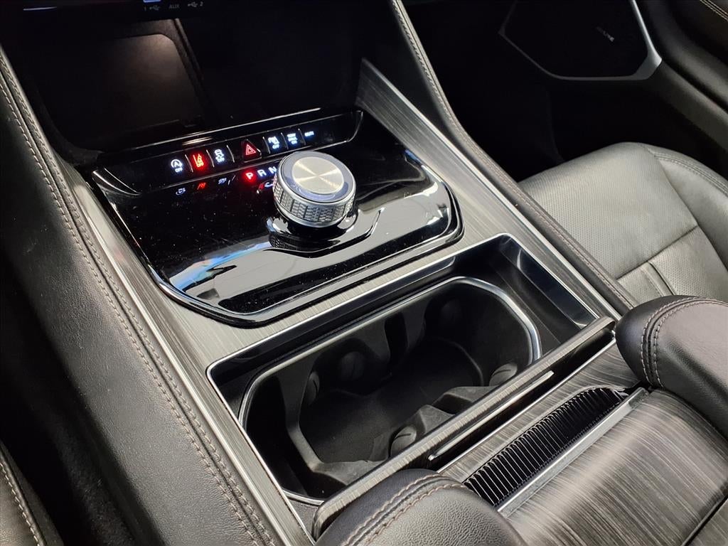 2023 Jeep Wagoneer Series III