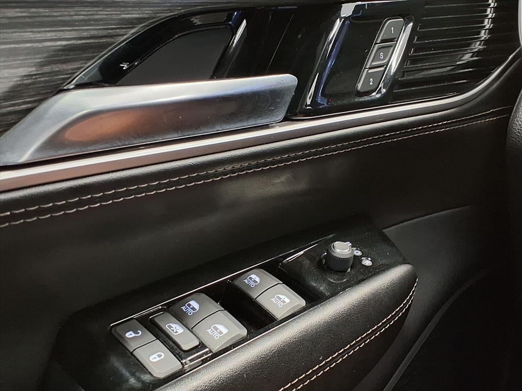 2023 Jeep Wagoneer Series III