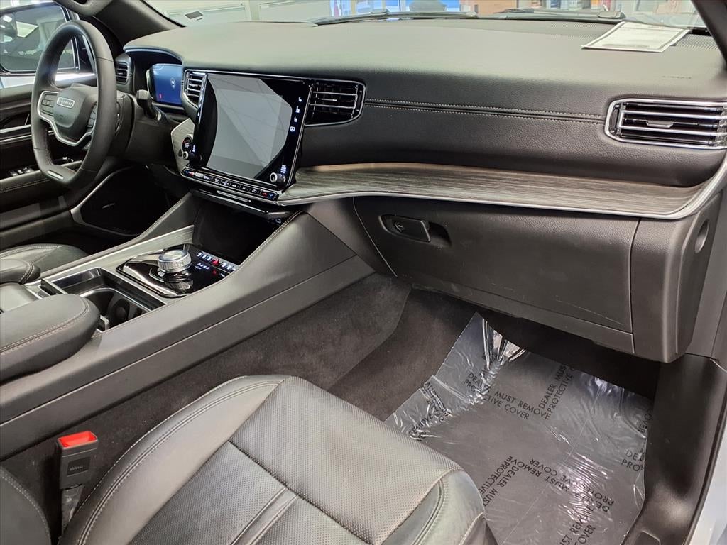 2023 Jeep Wagoneer Series III