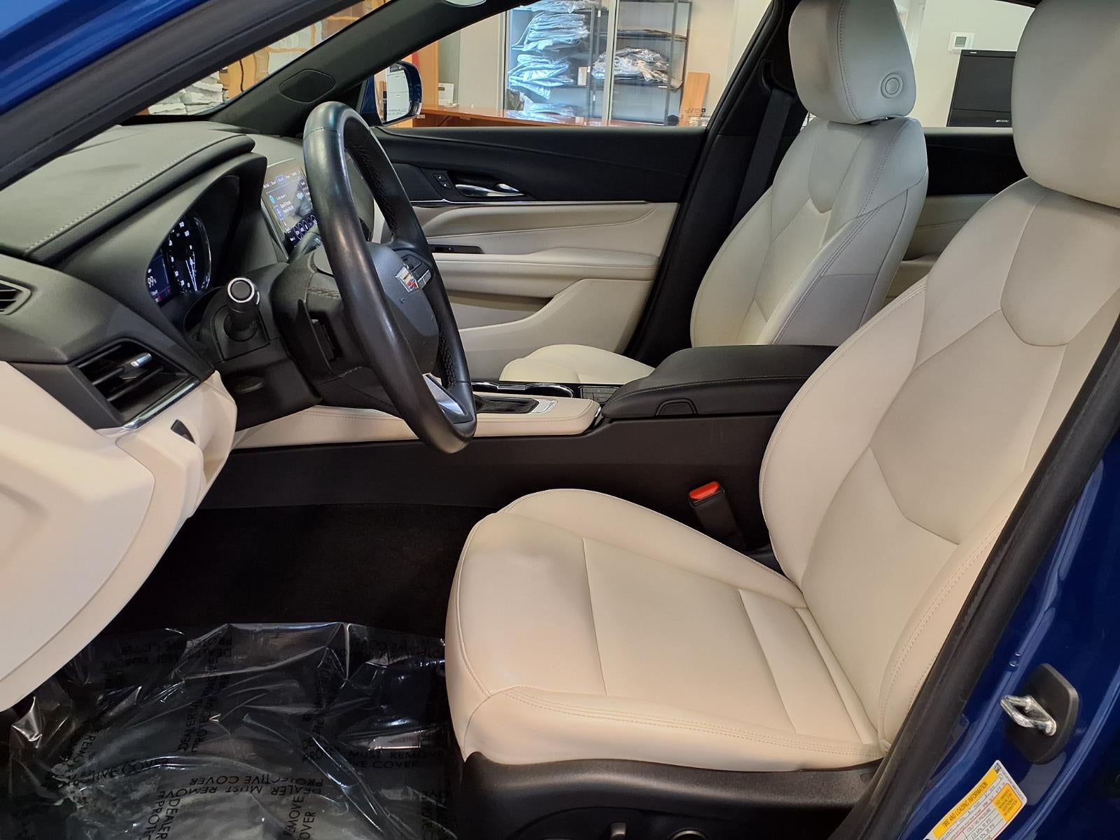 2022 Cadillac CT4 Luxury