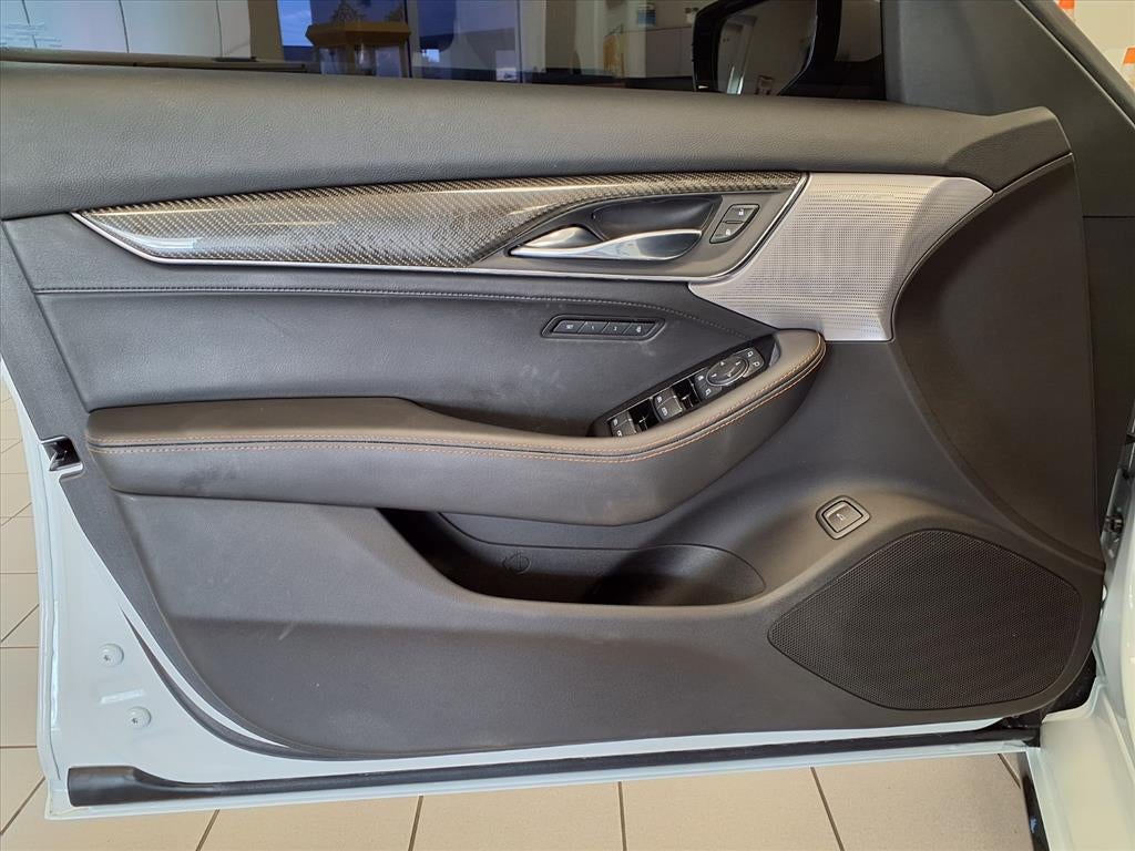 2022 Cadillac CT5 Sport