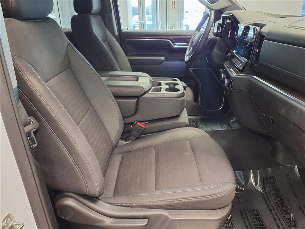 2025 Chevrolet Silverado 1500 LT LT1