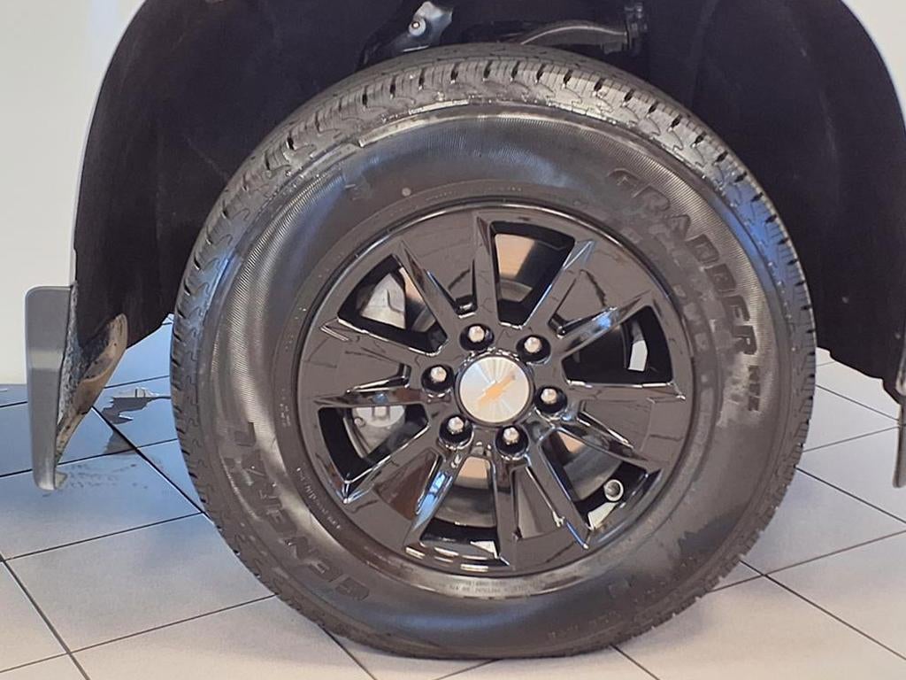 2025 Chevrolet Silverado 1500 LT LT1