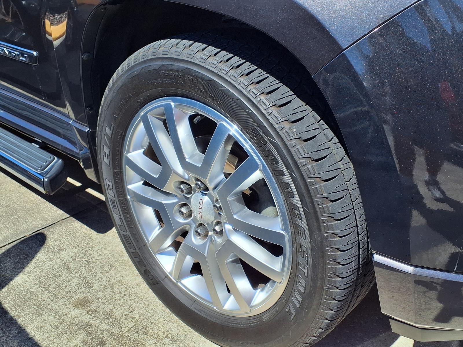 2016 GMC Acadia Denali
