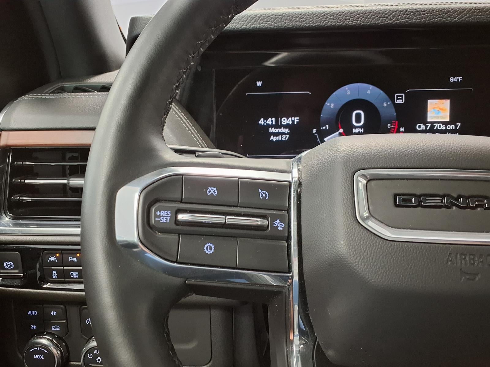 2025 GMC Yukon XL Denali