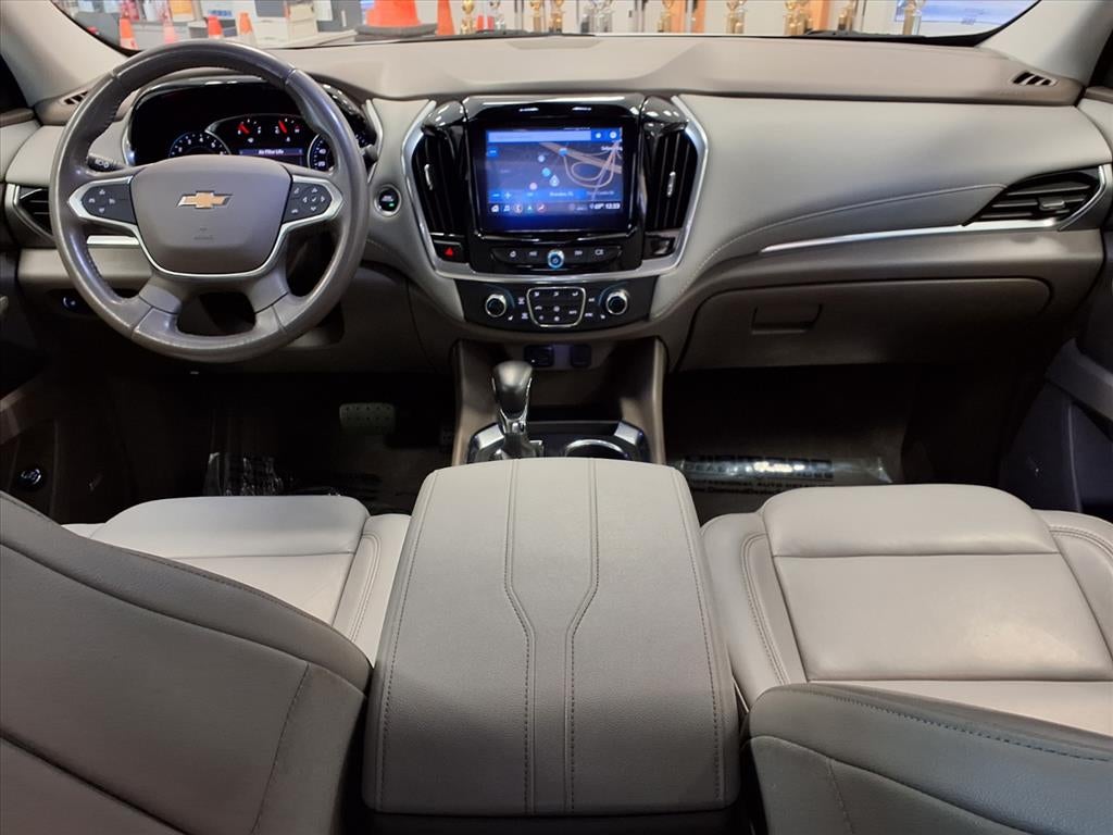 2021 Chevrolet Traverse LT Leather
