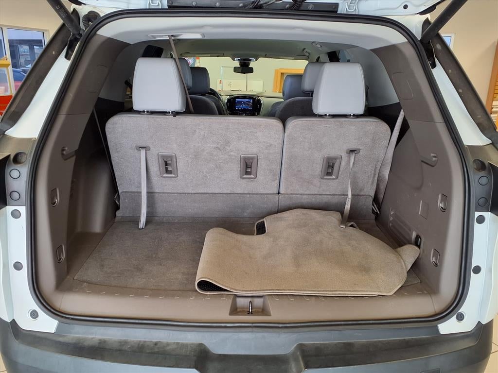 2021 Chevrolet Traverse LT Leather