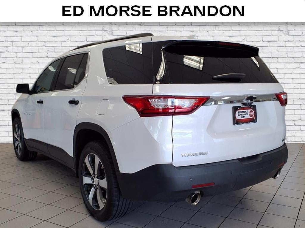 2021 Chevrolet Traverse LT Leather