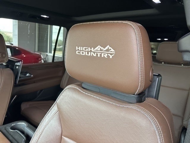 2022 Chevrolet Suburban High Country