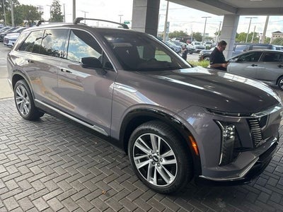 2026 Cadillac VISTIQ Luxury