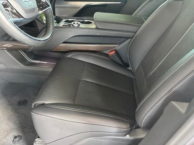 2026 Cadillac VISTIQ Luxury