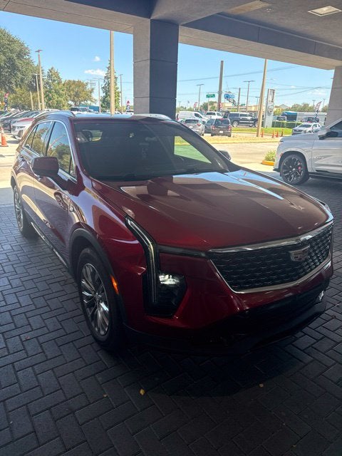2024 Cadillac XT4 Premium Luxury
