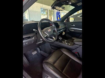 2024 Cadillac XT4 Premium Luxury