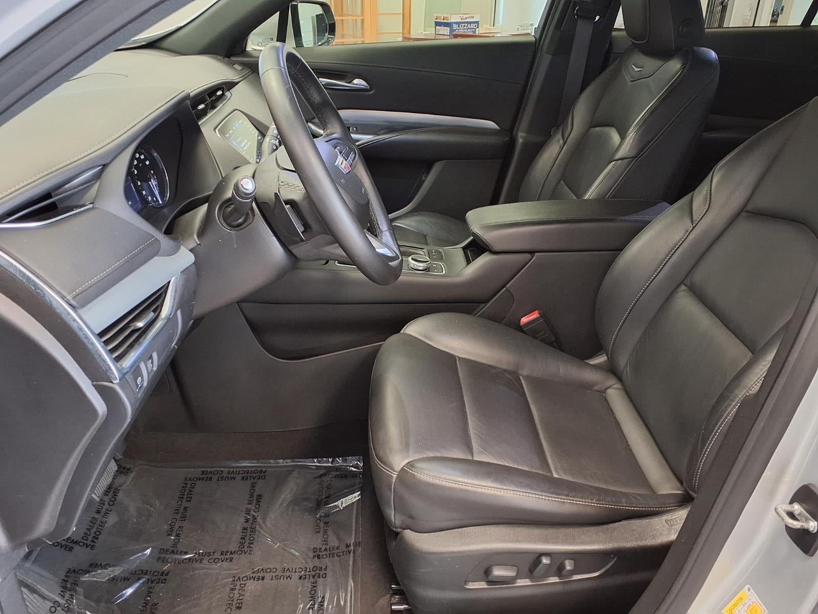 2021 Cadillac XT4 Premium Luxury