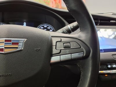 2021 Cadillac XT4 Premium Luxury