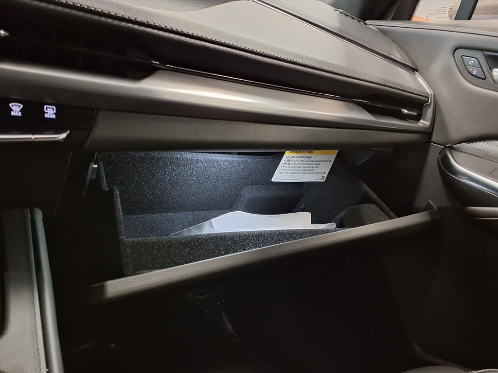 2025 Cadillac XT4 Premium Luxury