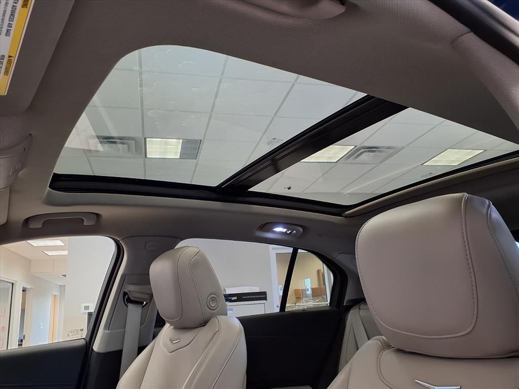 2021 Cadillac XT4 Premium Luxury