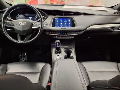 2023 Cadillac XT4 Premium Luxury