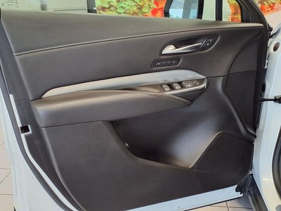 2023 Cadillac XT4 Premium Luxury