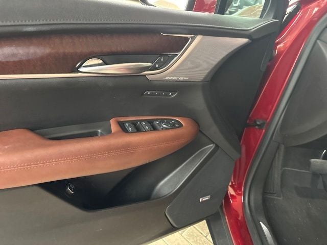 2023 Cadillac XT5 Premium Luxury