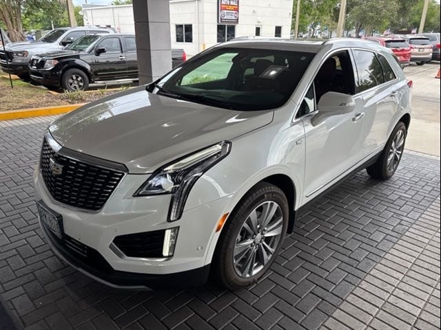 2022 Cadillac XT5 Premium Luxury