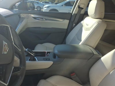 2018 Cadillac XT5 Premium Luxury