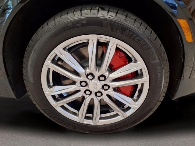 2025 Cadillac XT5 Sport