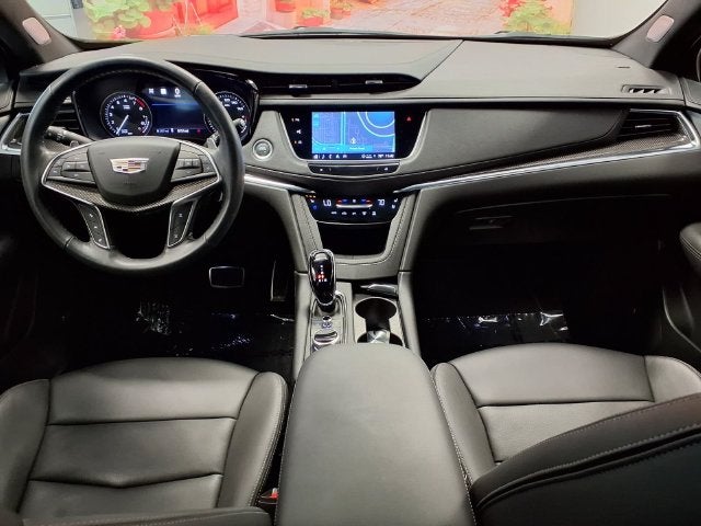 2025 Cadillac XT5 Sport