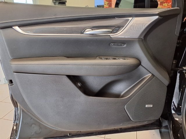 2025 Cadillac XT5 Sport