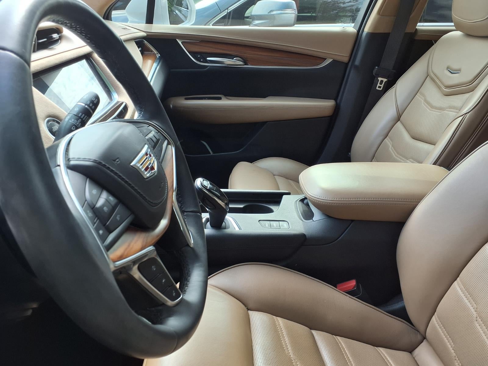 2018 Cadillac XT5 Platinum