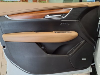2018 Cadillac XT5 Platinum
