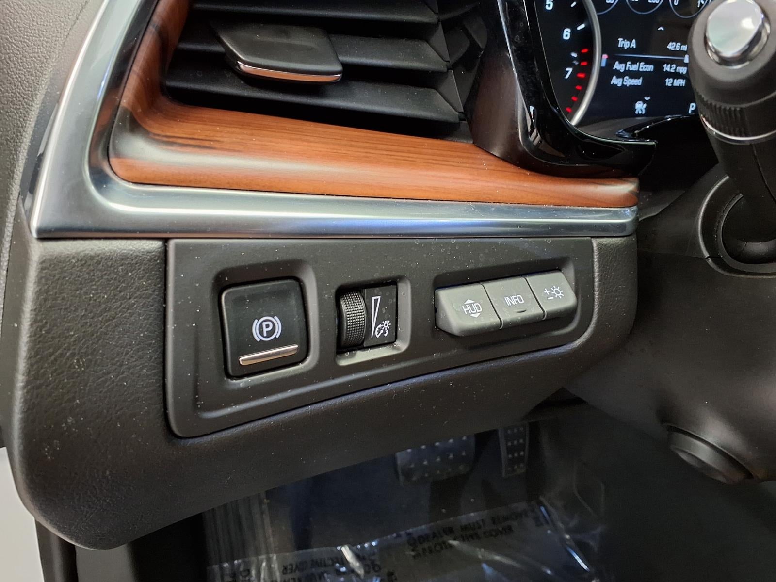 2018 Cadillac XT5 Platinum