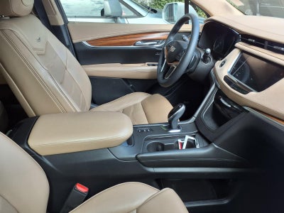 2018 Cadillac XT5 Platinum