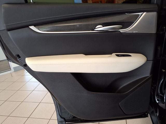 2025 Cadillac XT5 Sport