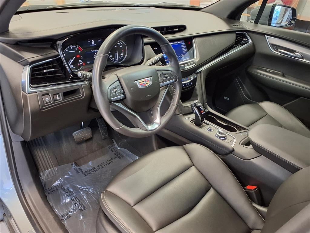 2024 Cadillac XT6 Luxury
