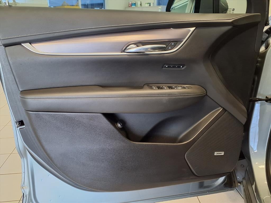 2024 Cadillac XT6 Luxury