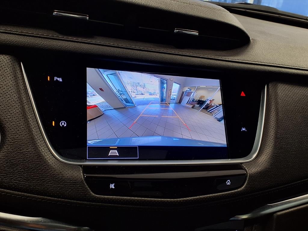 2024 Cadillac XT6 Luxury