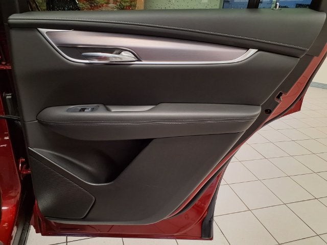 2025 Cadillac XT6 Luxury