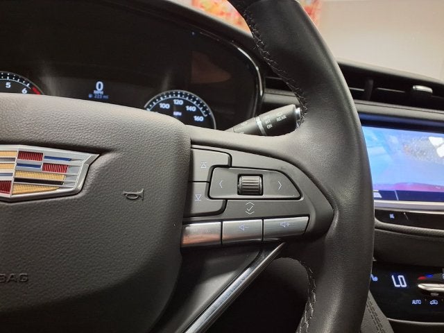 2025 Cadillac XT6 Luxury