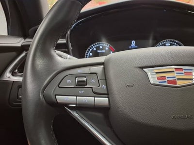 2025 Cadillac XT6 Luxury