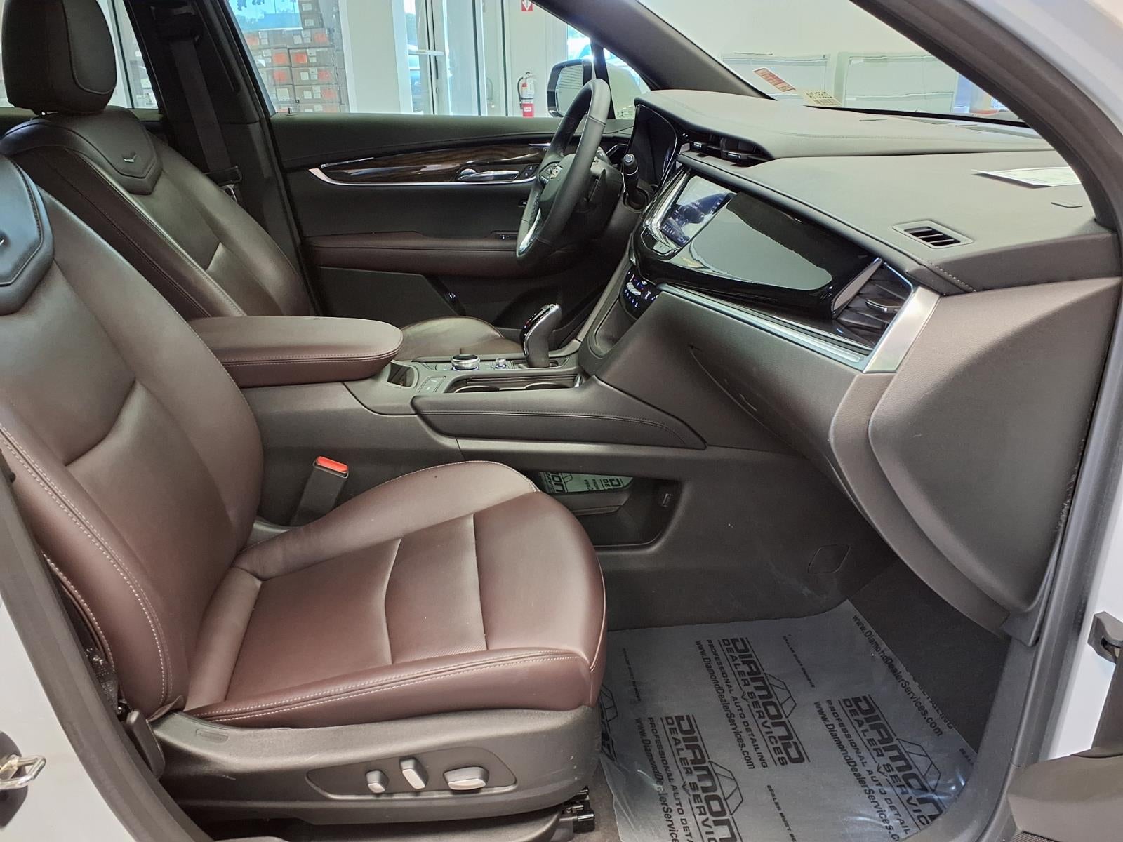 2022 Cadillac XT6 Premium Luxury