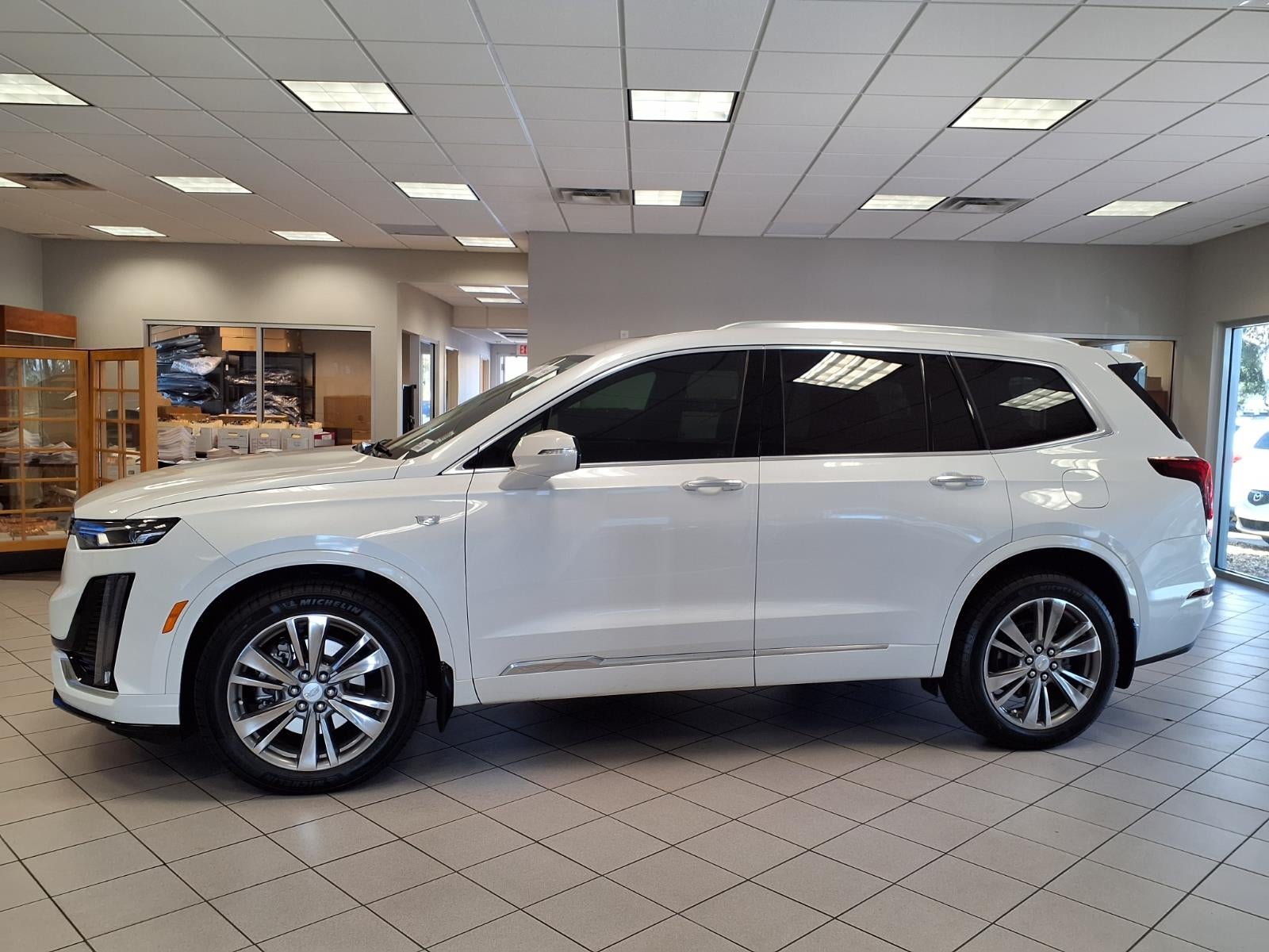 2022 Cadillac XT6 Premium Luxury