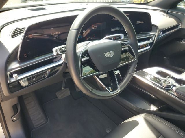 2024 Cadillac LYRIQ Tech