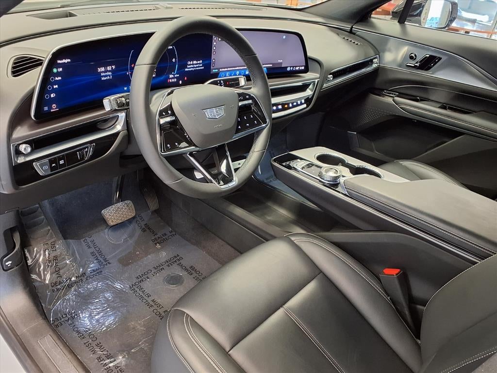 2024 Cadillac LYRIQ Tech