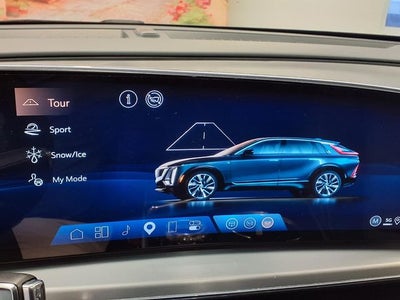 2024 Cadillac LYRIQ Luxury